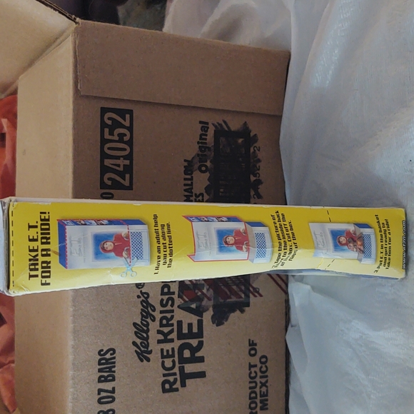 Vintage E.T. bendable figure toy 2002 Kraft macaroni & cheese collectible - Picture 2 of 6